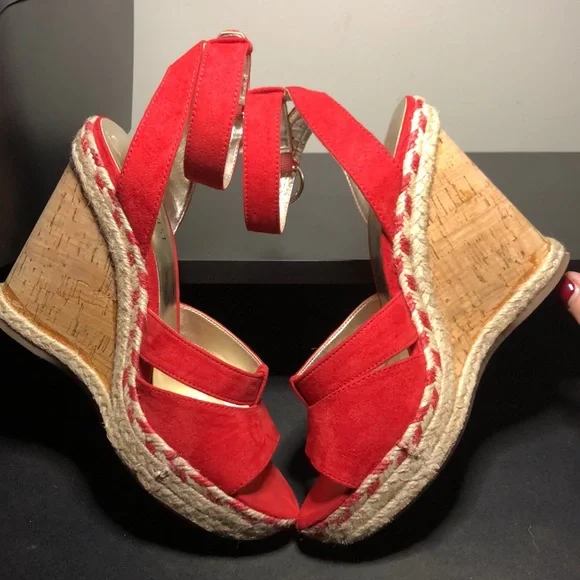 Nine West Fender Red Cork Heel Wedges - Picture 6 of 14